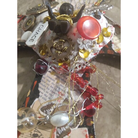 Mixed Media Christian Assemblage Art Wooden Cross Jesus Beads Charms Wall Decor - Picture 9 of 15